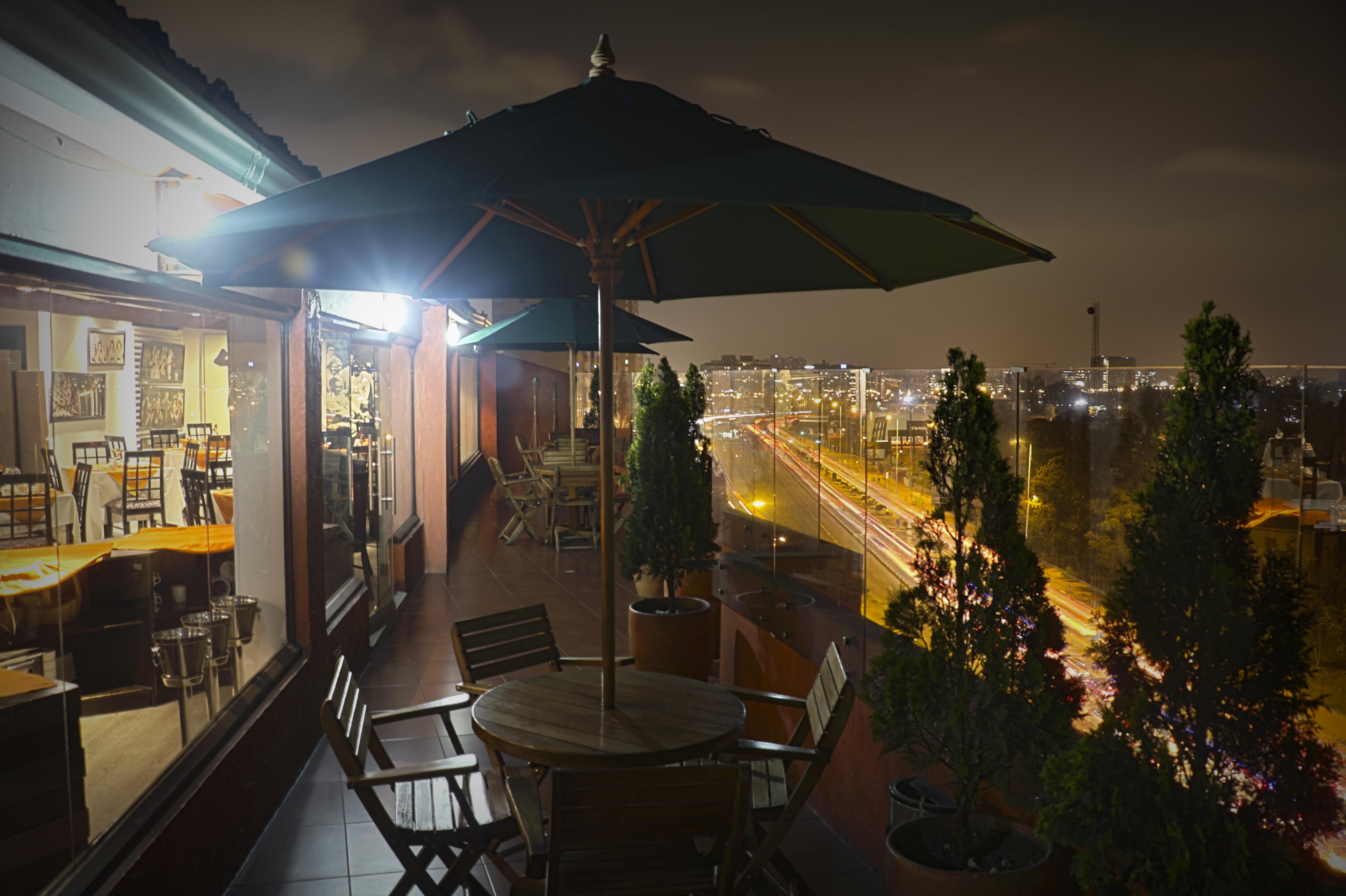 Hotel Charlotte Plaza 26