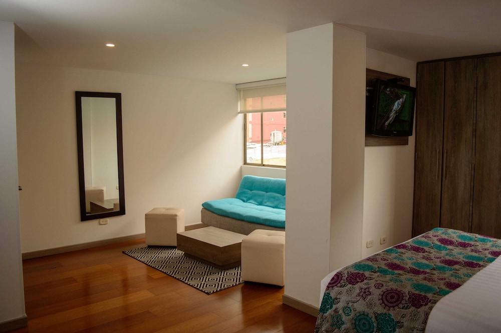 Hotel Confort 80 Zona Rosa 3*