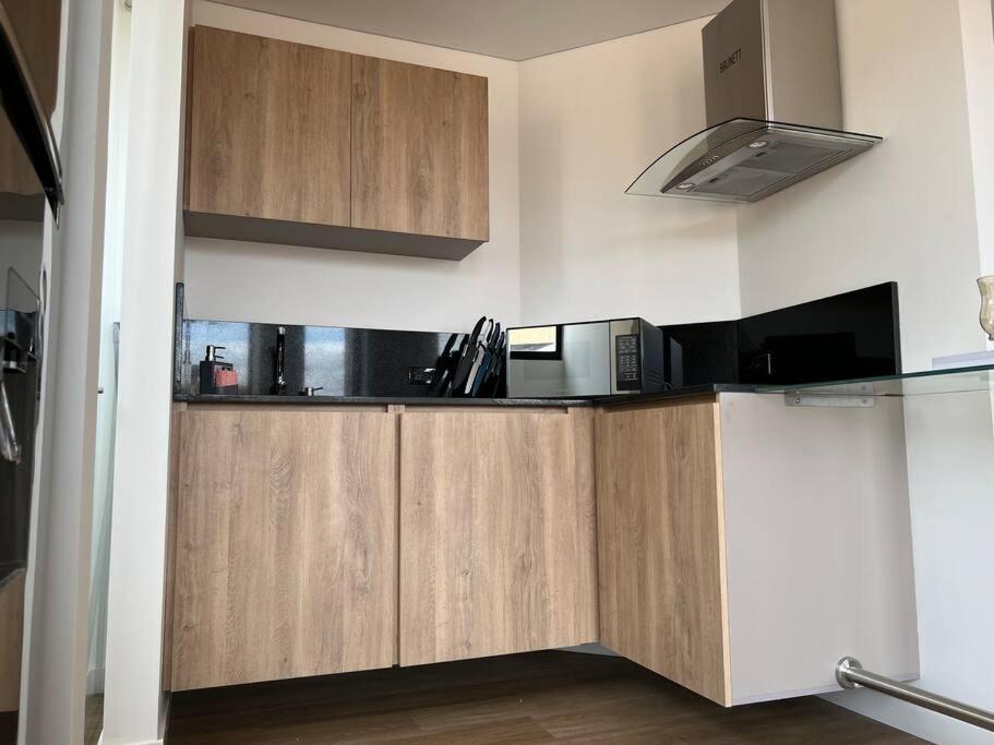 S Con El Sol En Todo Su Esplendor - Sua Apartamento