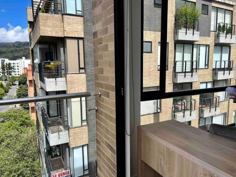S Con El Sol En Todo Su Esplendor - Sua Apartamento Bogotá