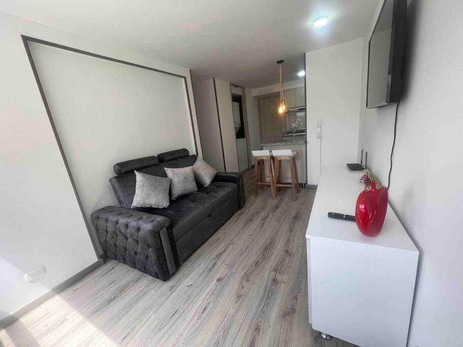 *hermoso Y Comodo Apartamento Cerca Al Aeropuerto Apartamento
