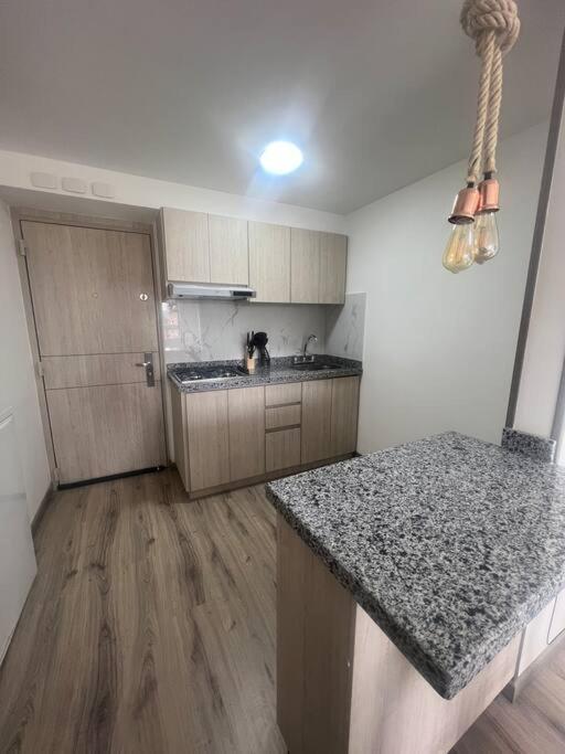 *hermoso Y Comodo Apartamento Cerca Al Aeropuerto Apartamento *