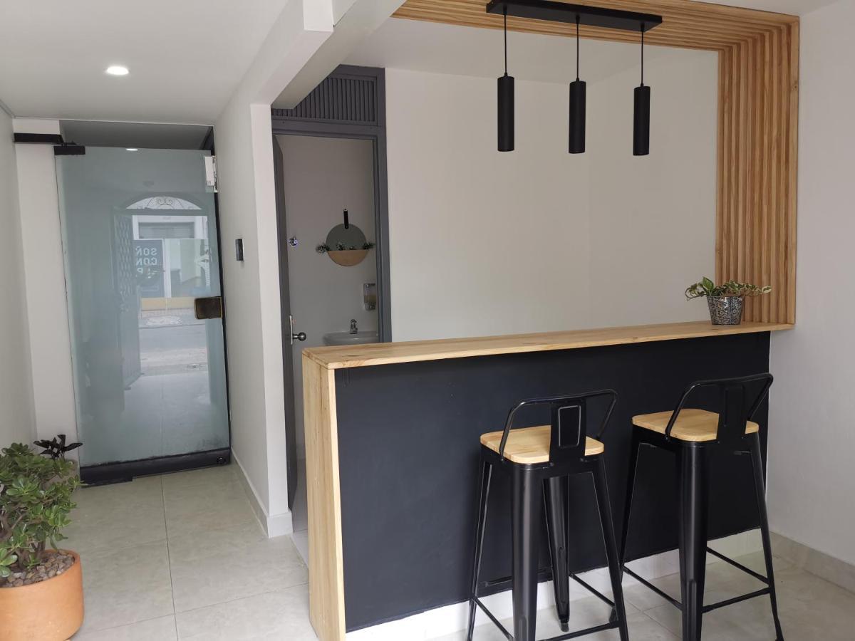 86 Apartahotel