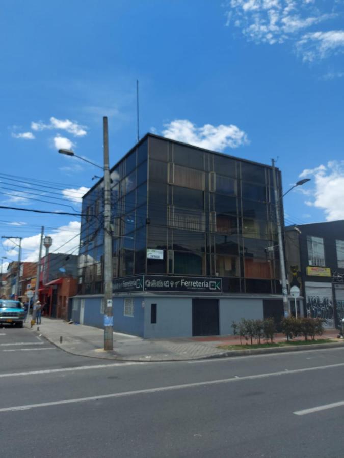 Hostal North House