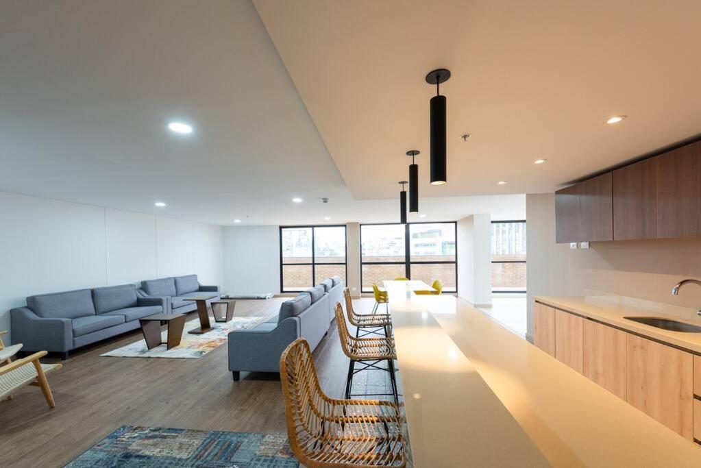 Apartamento Lindo Cerca A La Zona T Bogotá