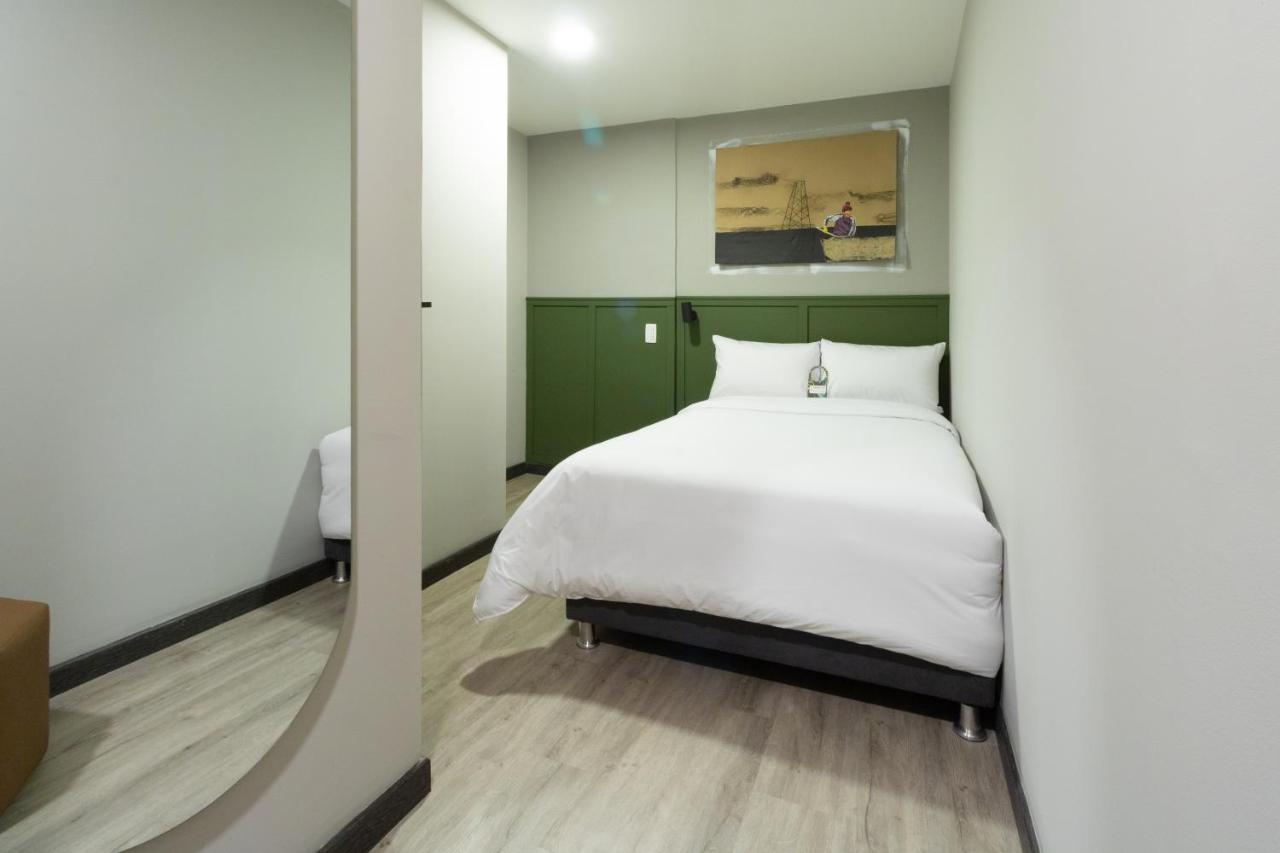 Bon 17 Hotel