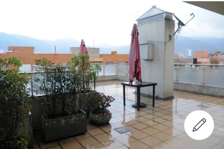 Hermoso En La Mejor Zona De 502 * Bogotá