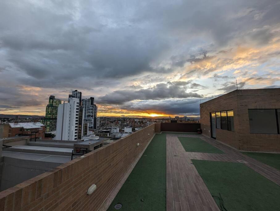 Loft In The Heart Of The City! Apartamento