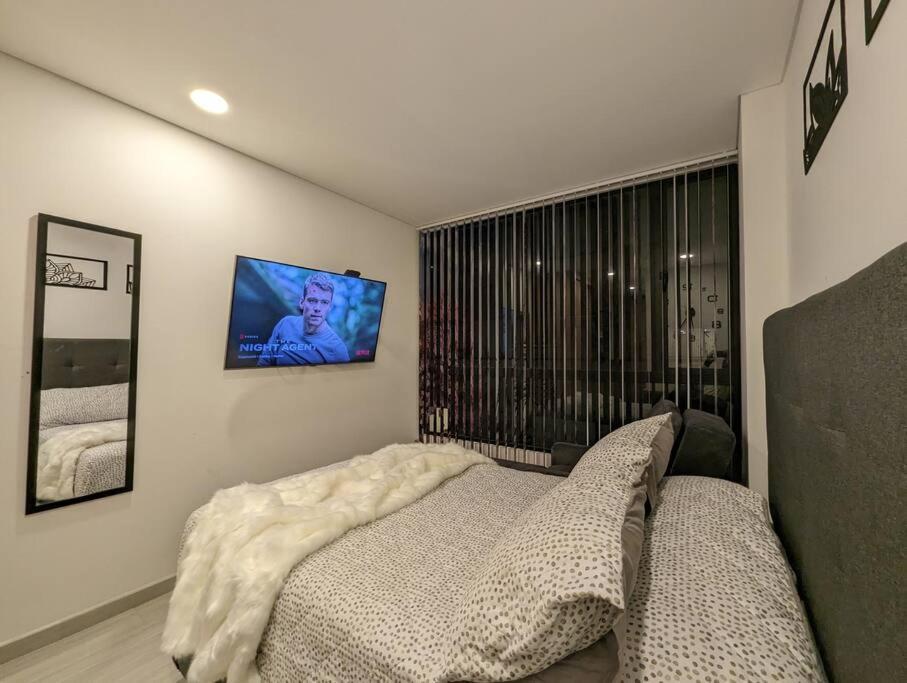 Loft In The Heart Of The City!