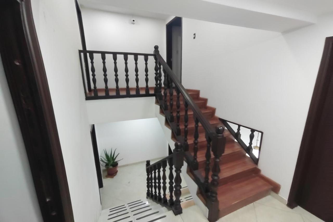 Hotel Ayenda Gold House *