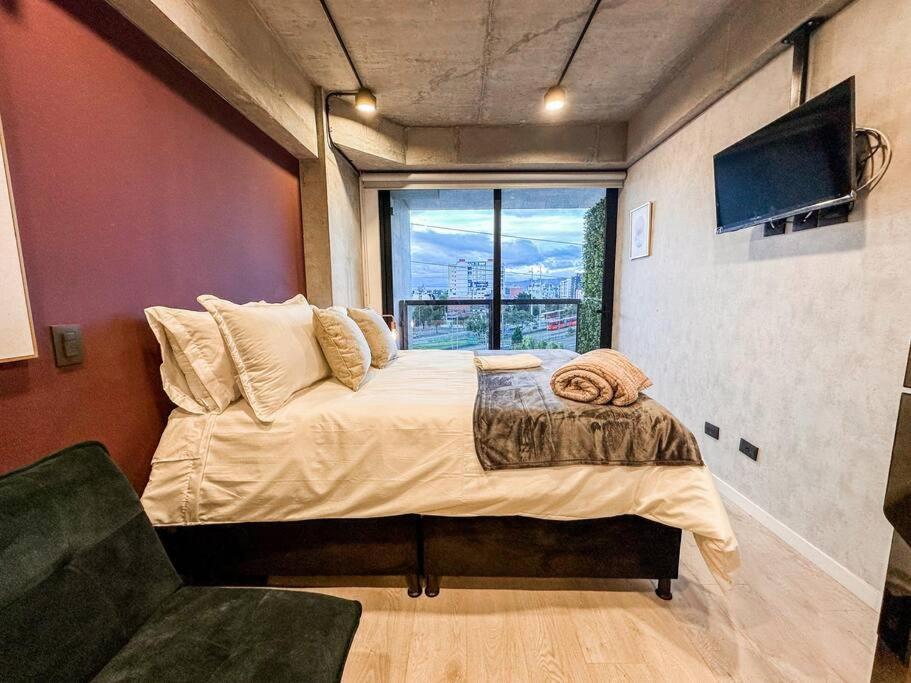Industrial Loft Next Virrey Park * Bogotá