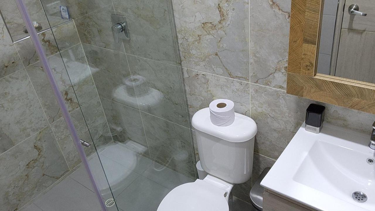 Apartamento Muy Cerca Del Aeropuerto Nuevo Familiar Lindo Y Acogedor *