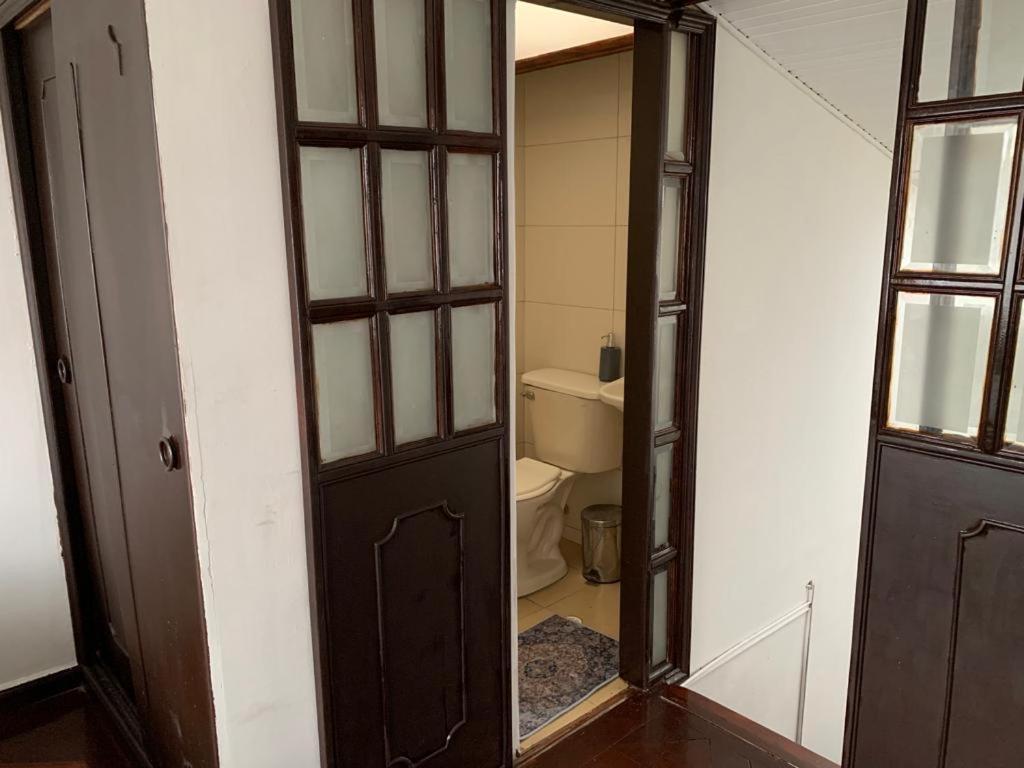 Hostal Luxury *