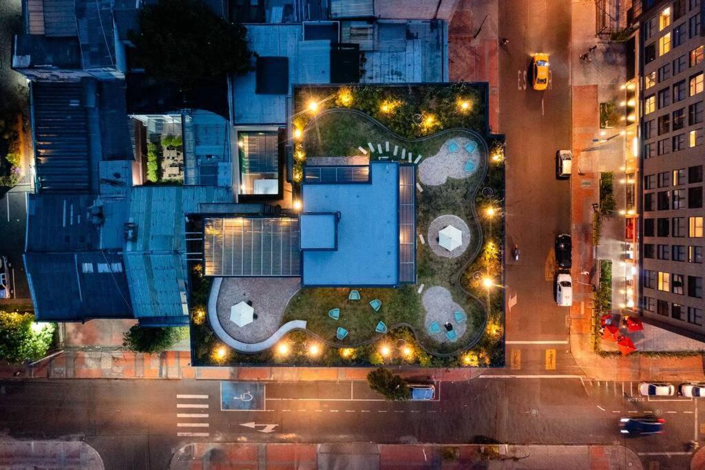 Casa Juanito Coworking El Nogal In Zona Rosa *