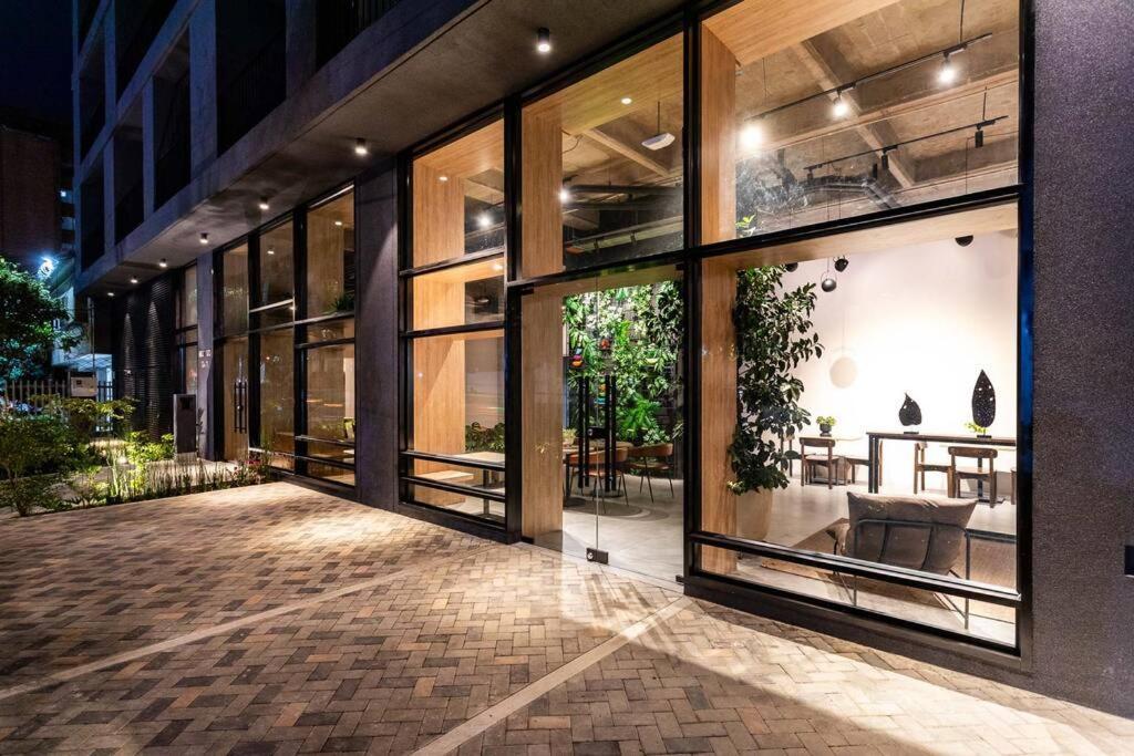 Casa Juanito Coworking El Nogal In Zona Rosa *