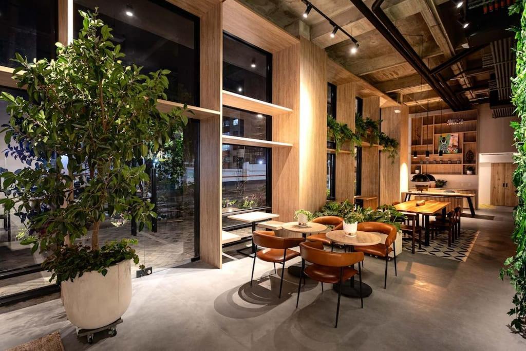 Casa Juanito Coworking El Nogal In Zona Rosa * Bogotá