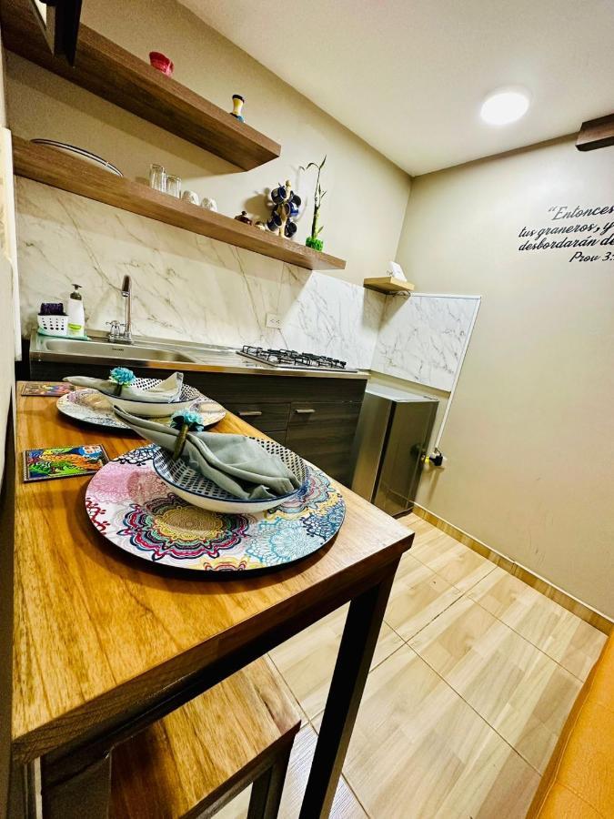 Apartamento Aparta Estudio Cerca Al Aeropuerto El Dorado *