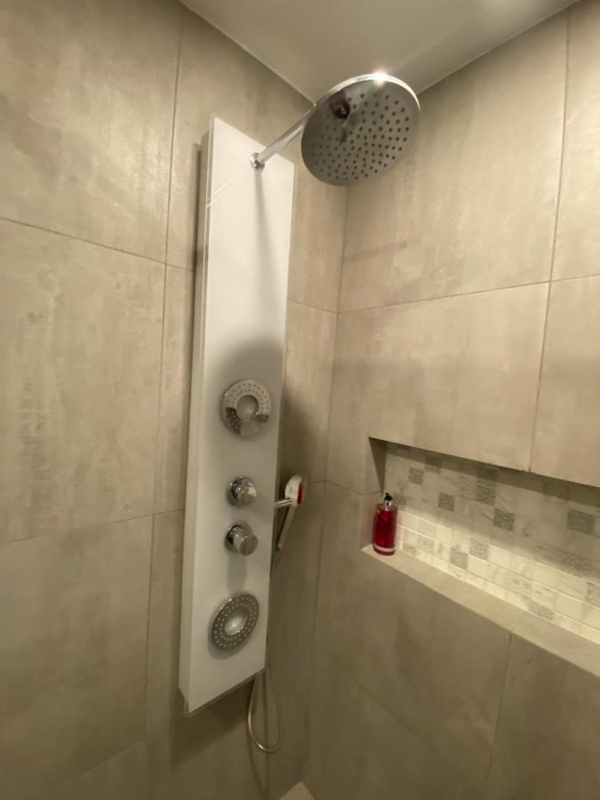 Amplio Iluminado Comodo, 3 Internet Apartamento