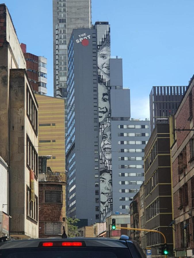 Apartment Acogedor Centro Edificio Torre Barcelona Vista Monserrate Al Lado The Spot Bogota