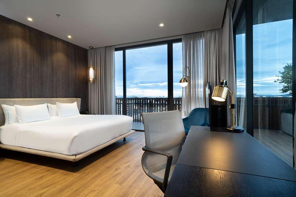Salvio Parque 93 Curio Collection By Hilton