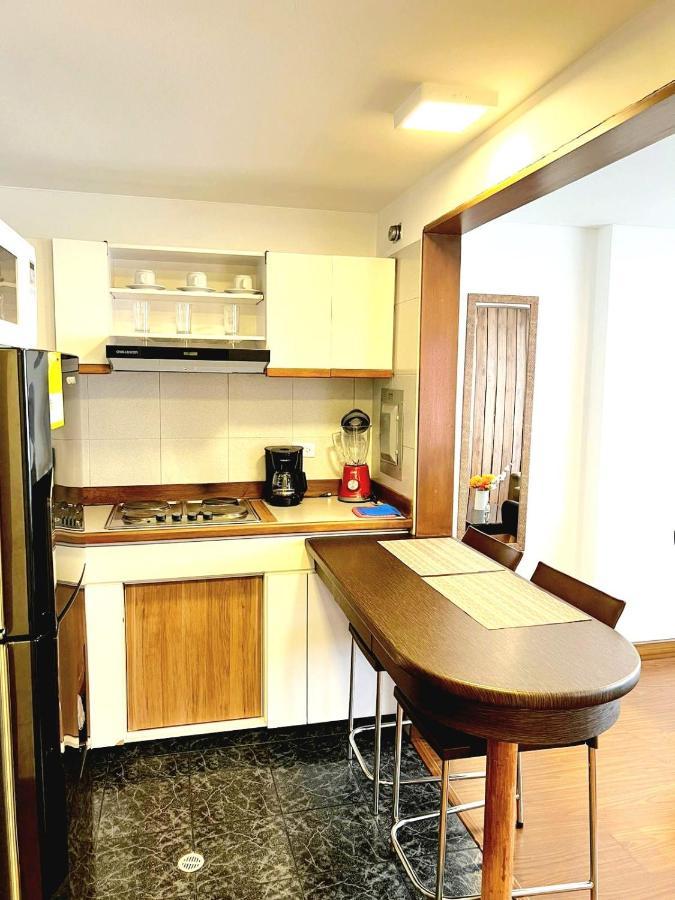 Acogedor Apartasuite Cerca Al Parque De La 93 Aparthotel Bogota
