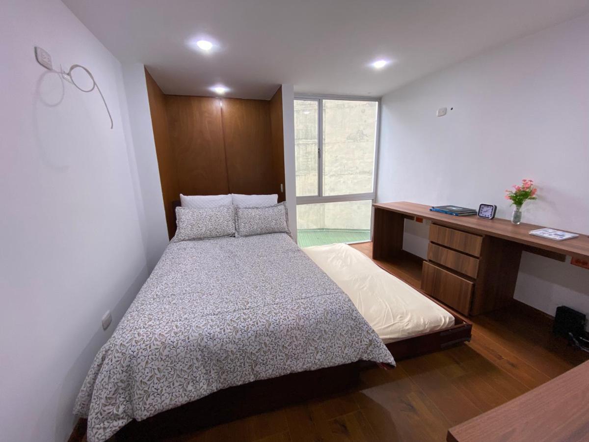 Junto A La Candelaria Apartamento *