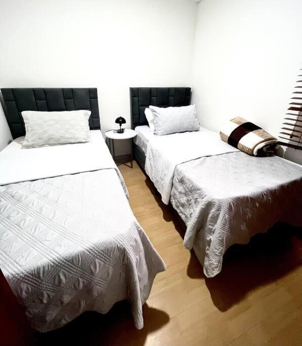 “hermoso Y Comodo Apartamento Cerca Al Aeropuerto! * Bogotá