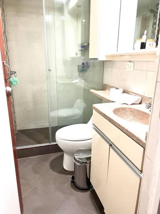 “hermoso Y Comodo Apartamento Cerca Al Aeropuerto! Apartamento