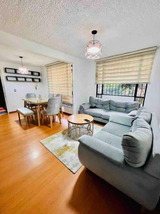“hermoso Y Comodo Apartamento Cerca Al Aeropuerto! * Bogotá