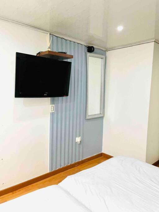Apartamento Comodo Apto Cerca Al Aeropuerto/embajada Americana Bogotá