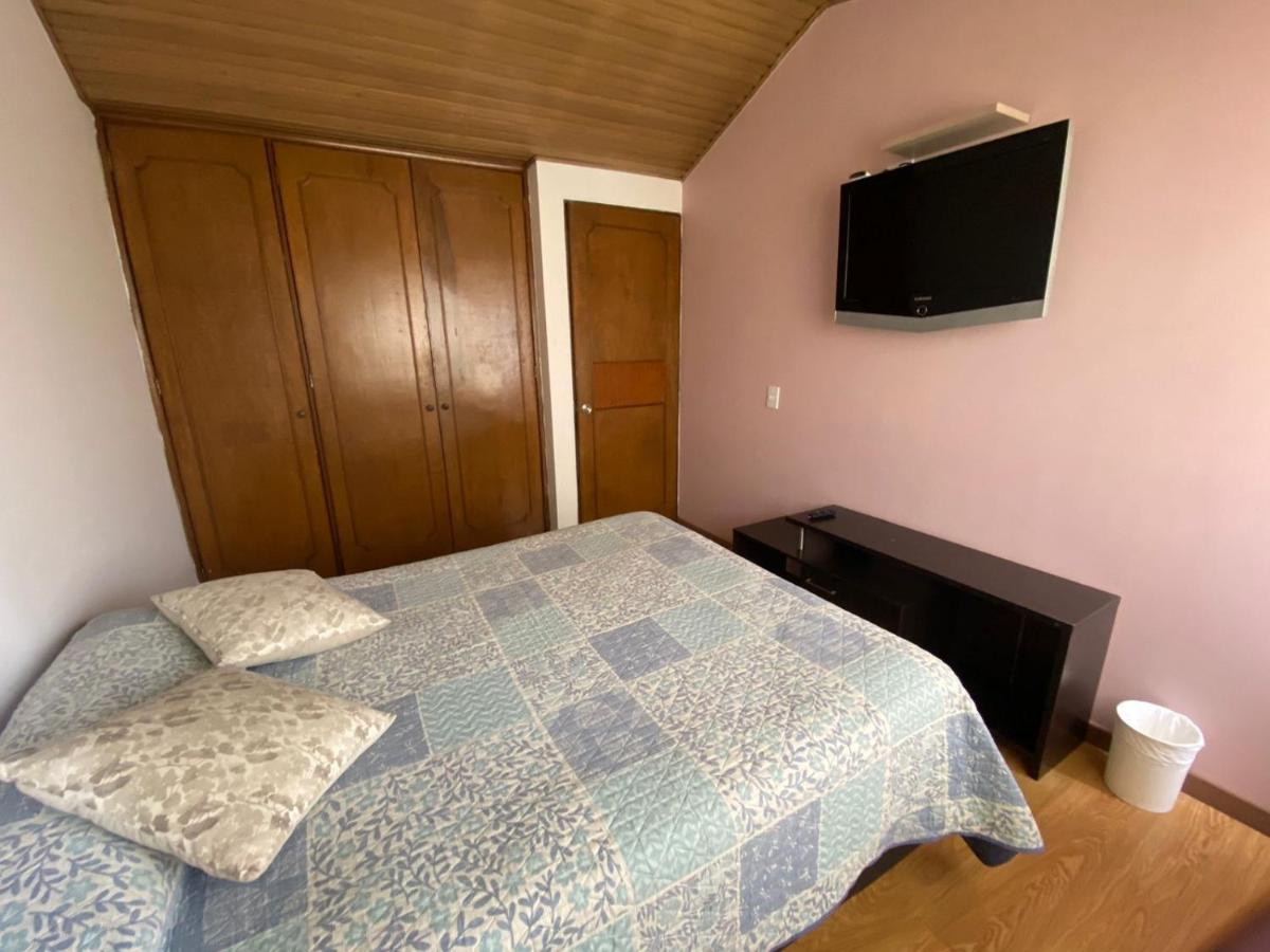 Nr Airport & Embassy / Rooms-apartments Bogotá