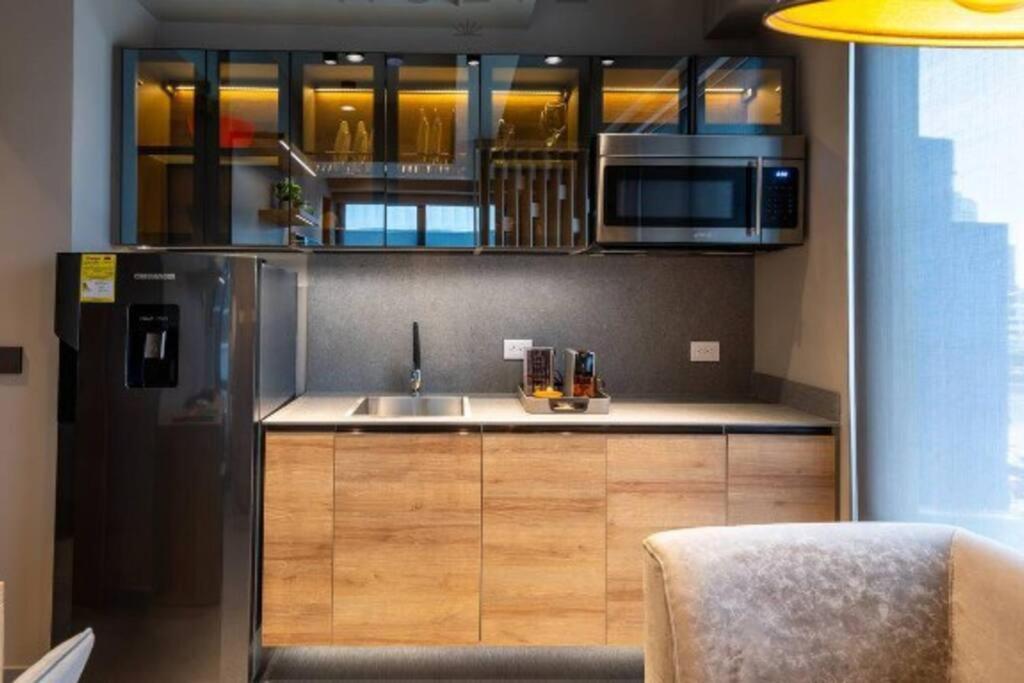 Apartamento Luxury Flat/pool/auto Check In Bogotá