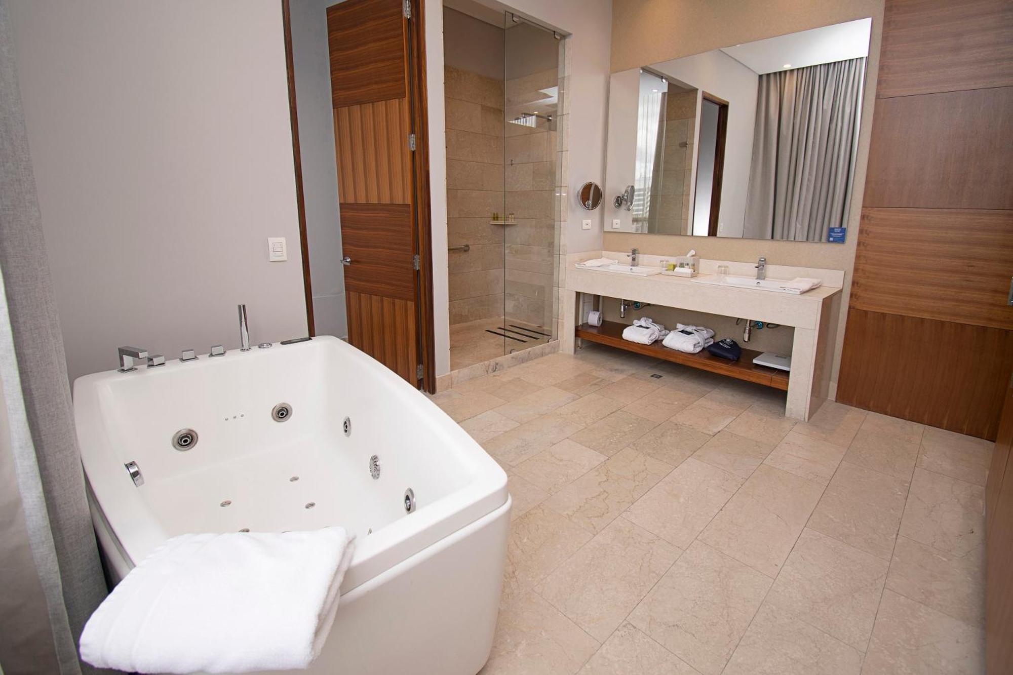 Hotel Doubletree By Hilton Parque 93 Bogotá