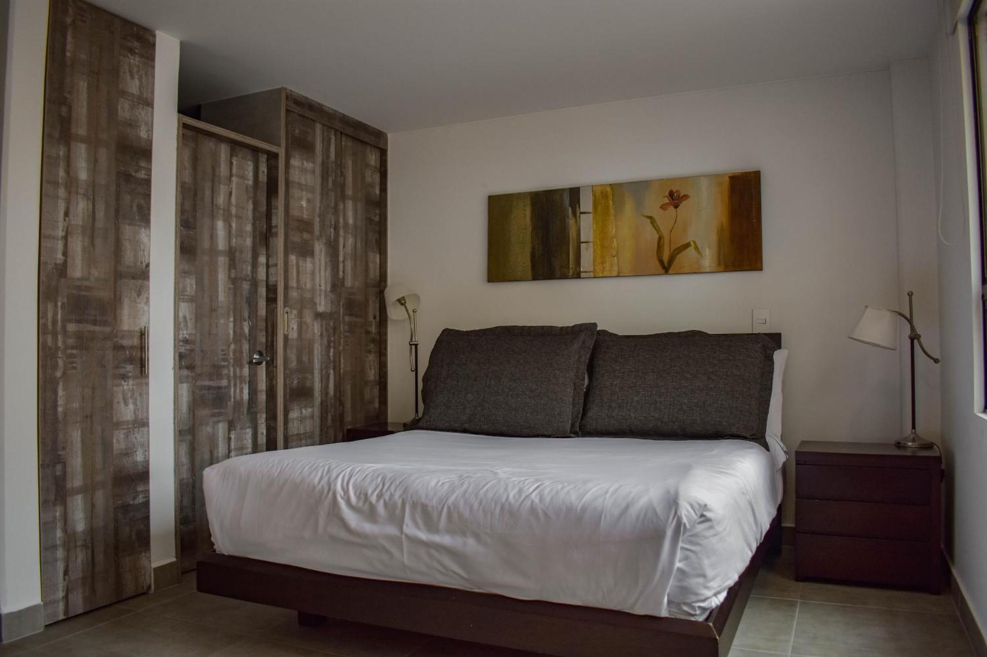Apartahotel Cora 96 Street 4*