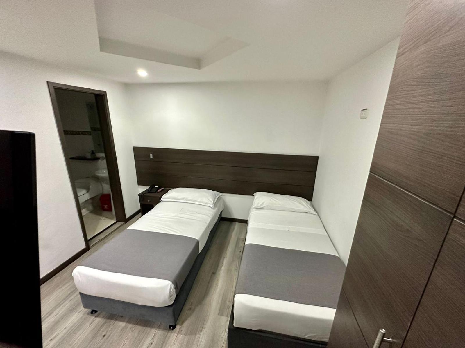Hotel Expo Ferial