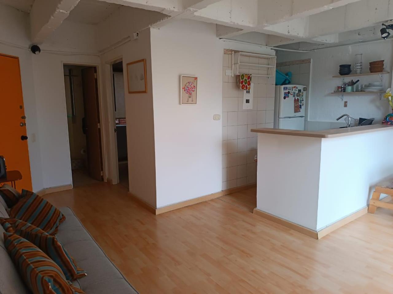 Con Balcon Javeriana Por Mensualidades Apartamento *