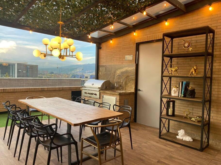 Fabulous And Cozy 2-bedroom *
