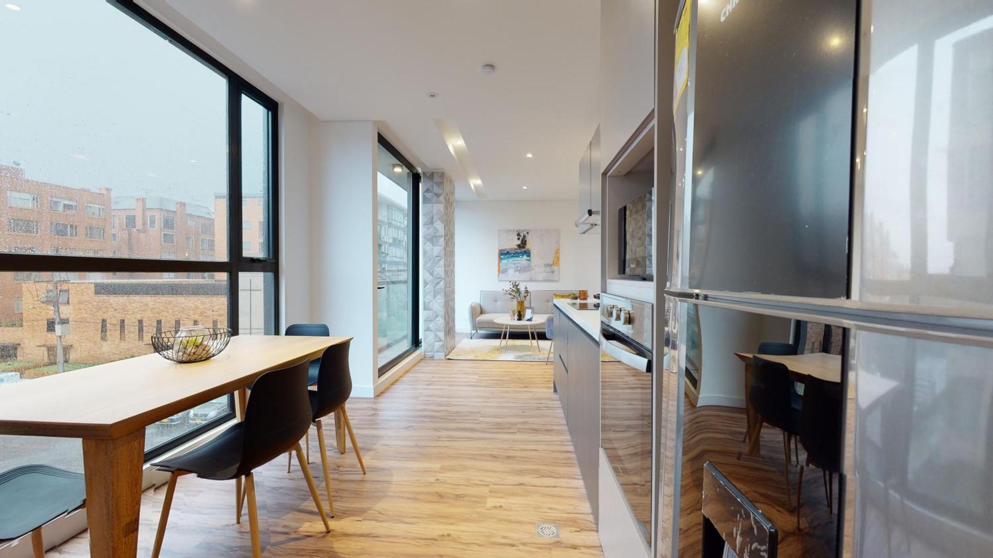 Fabulous And Cozy 2-bedroom *