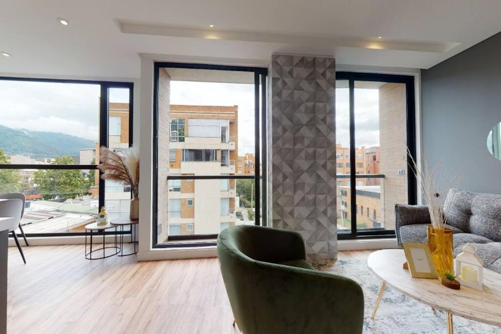 Fabulous And Cozy 2-bedroom *