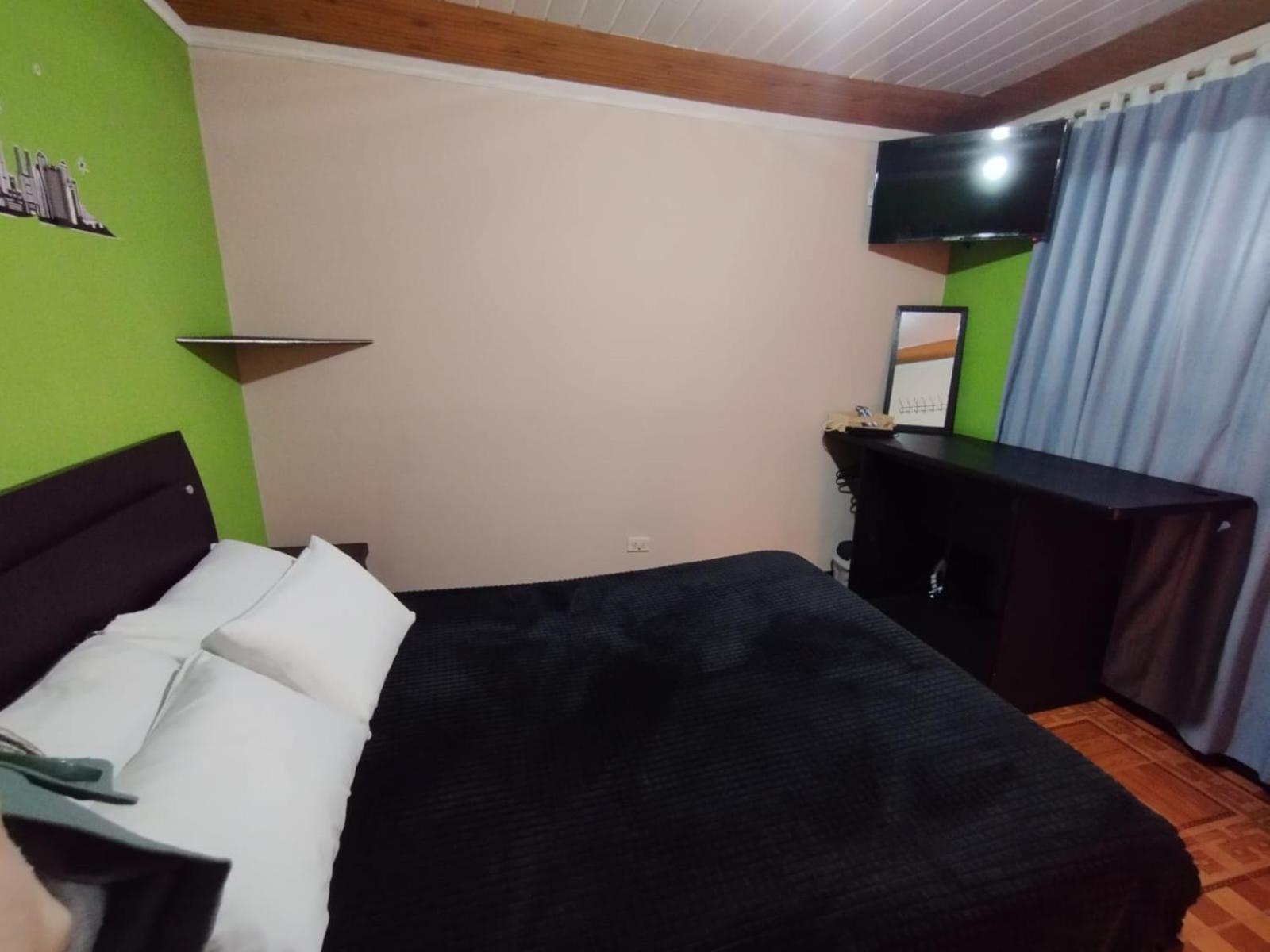 Con Bano Privada Quiroga Bogotá
