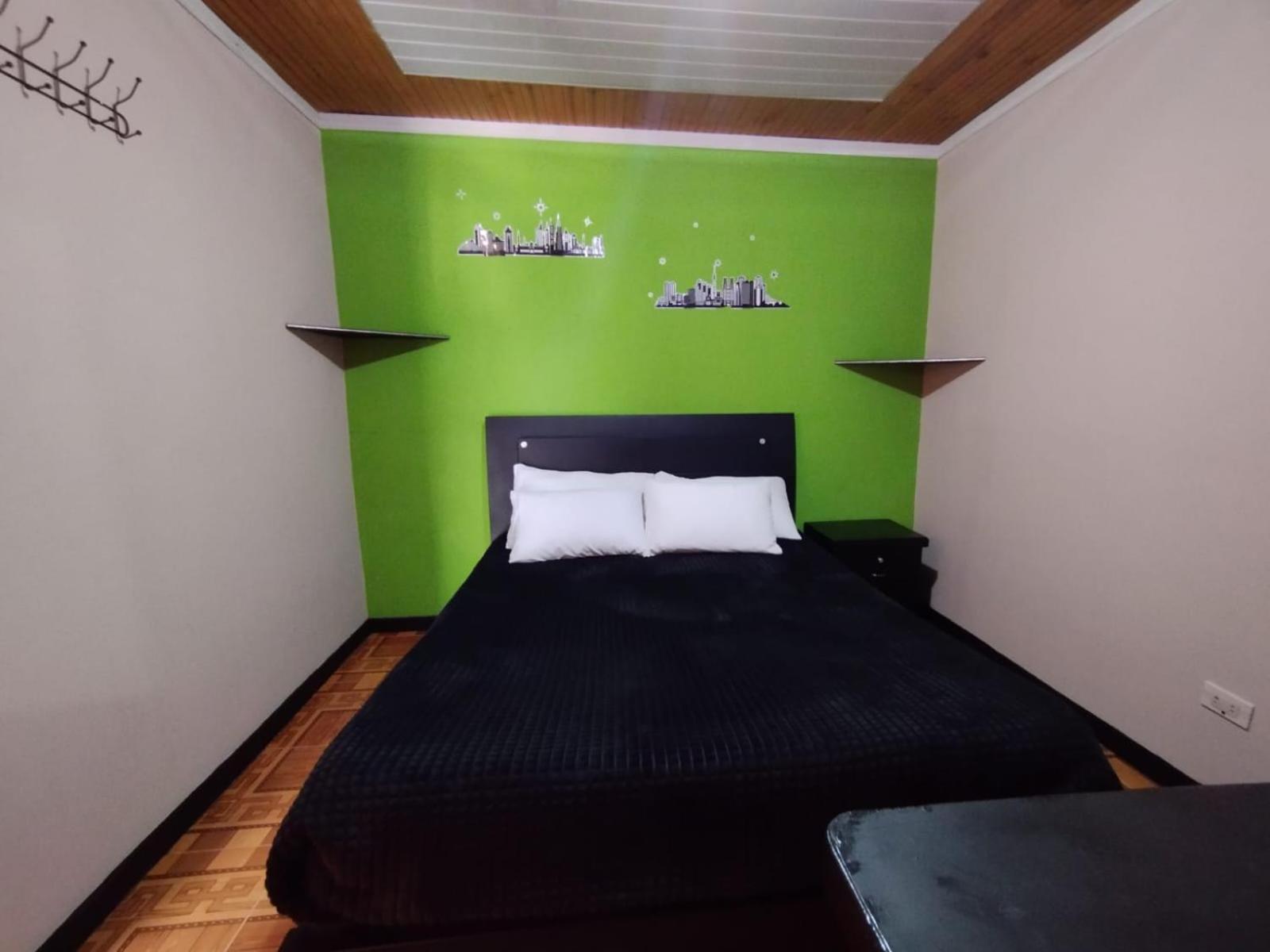 Habitación en casa particular Con Bano Privada Quiroga *
