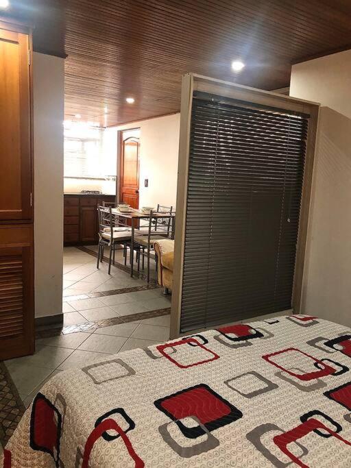 Cerca De Todo! Apartamento *