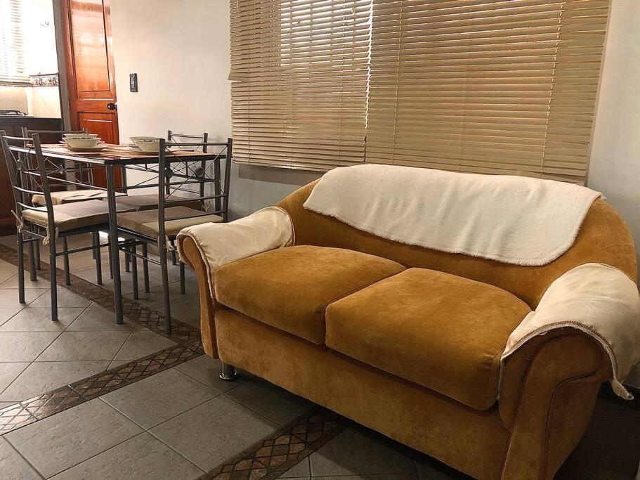 Cerca De Todo! Apartamento *