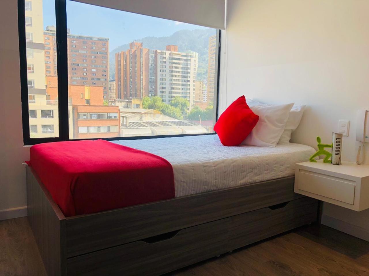 Hotel Esstudia 17-4 3*