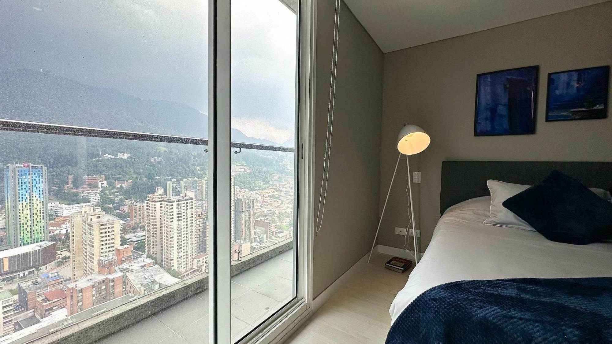 Con Vista En El Centro De * Bogotá