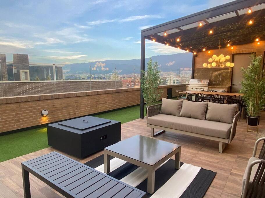 Fabulous And Cozy 2-bedroom *