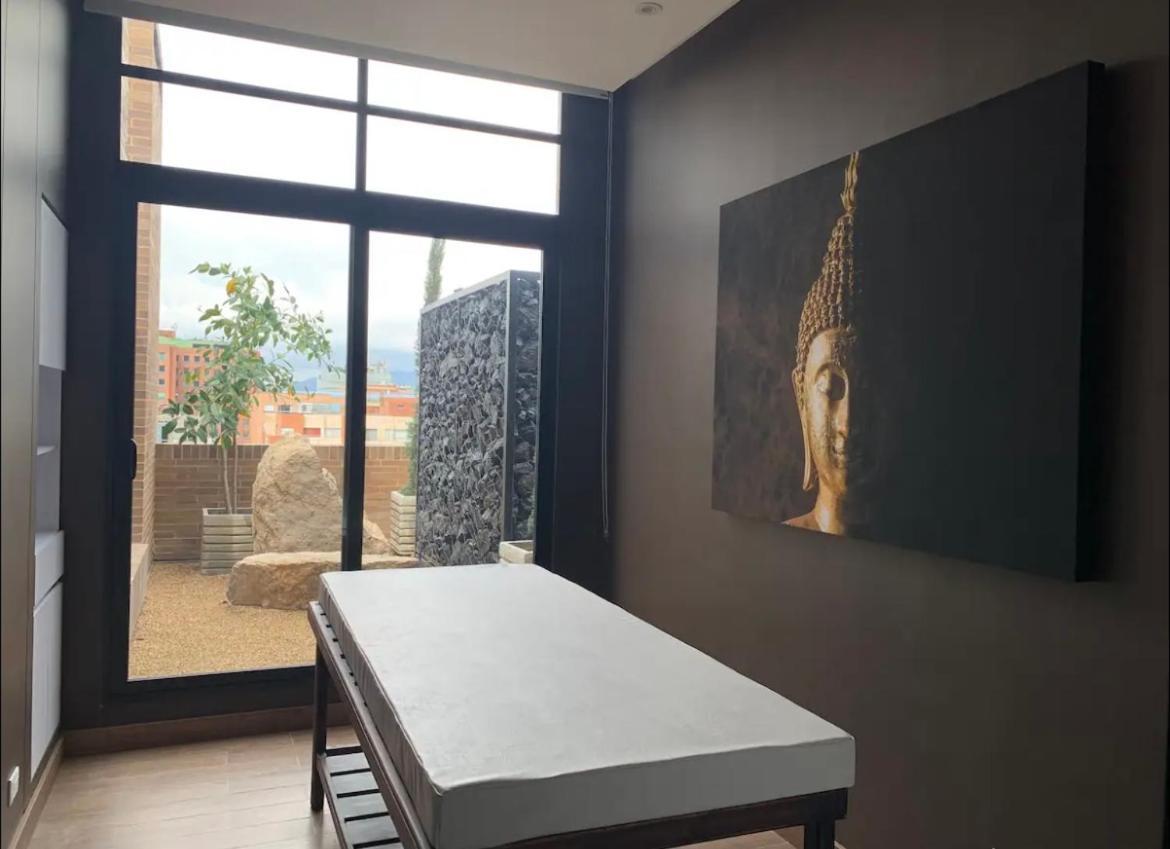 With Amenities, Coworking, Service, Gym Apartamento Bogotá