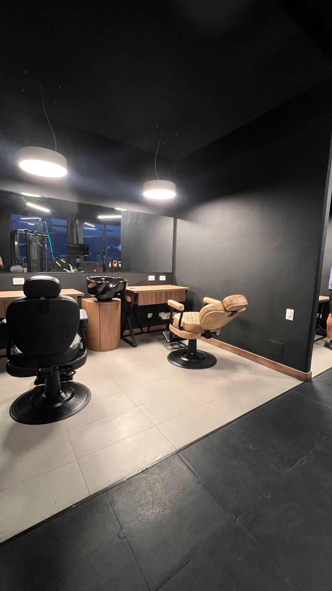 With Amenities, Coworking, Service, Gym