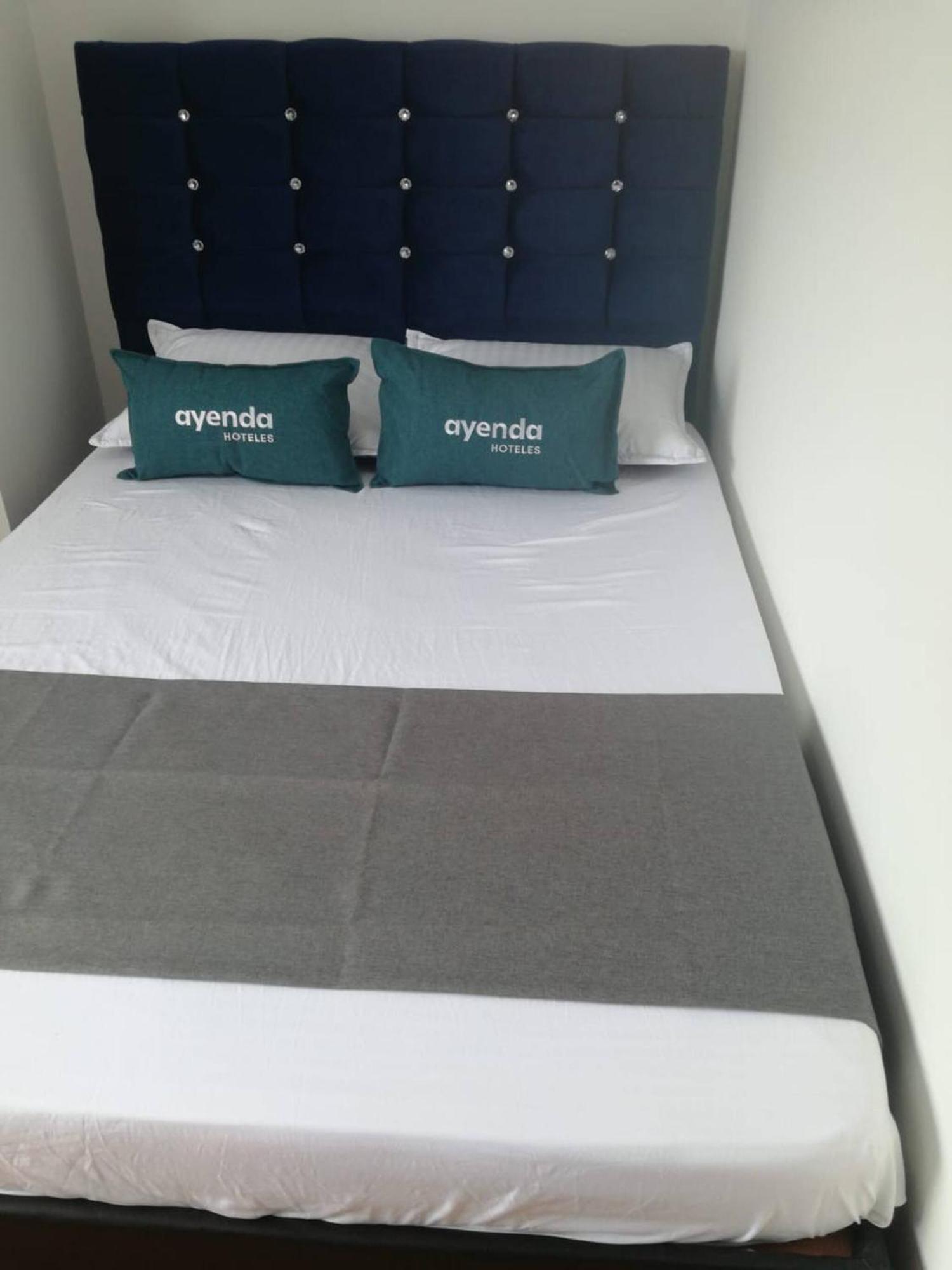 Pensión In Guest - Cerca A Corferias Y Embajada Americana *