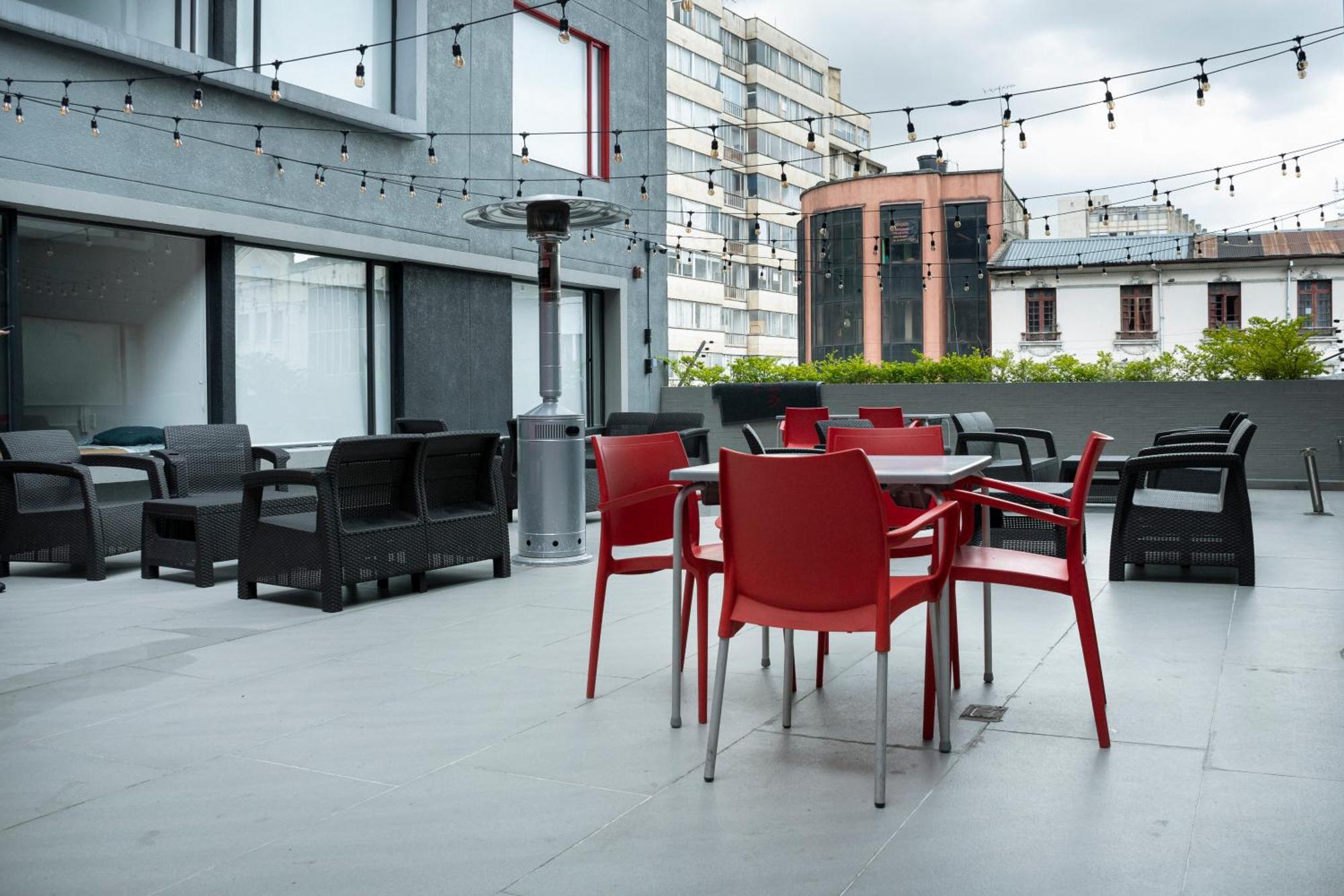 Hotel Esstudia 17-4